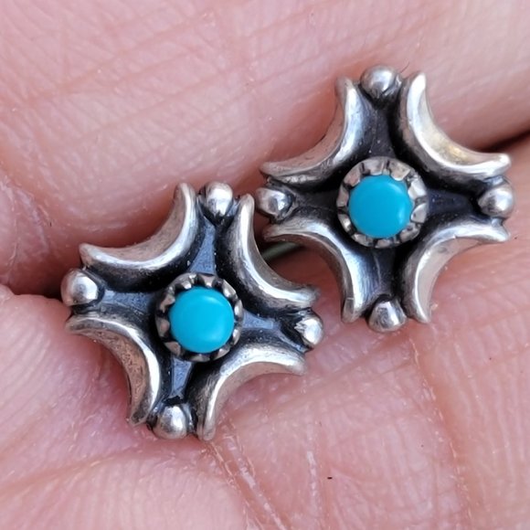Native American Fred Harvey Era turquoise crescent moons raindrops sterling stud - Picture 4 of 15